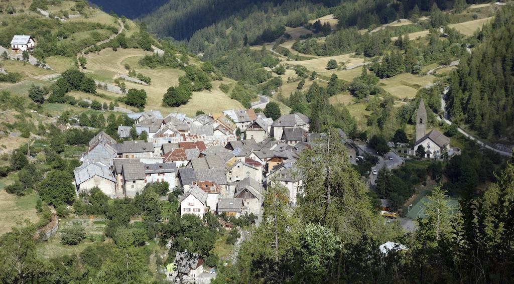 La petite étoile d'hôtes en Mercantour Saint-Dalmas-le-Selvage Exterior foto